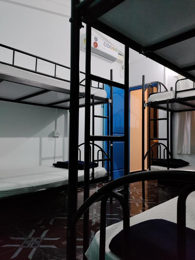 Goanvibes Hostel Anjuna Buitenkant foto