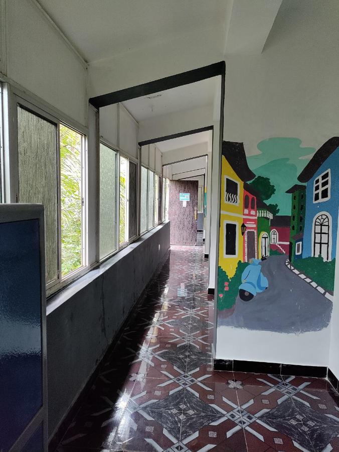 Goanvibes Hostel Anjuna Buitenkant foto