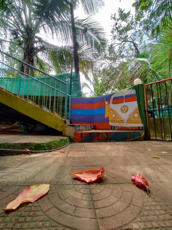 Goanvibes Hostel Anjuna Buitenkant foto